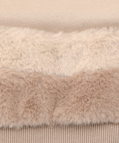 COMME CA ISM（コムサイズム）の「フェイクファー　トレーナー（スウェット・キッズ・ベージュ/モカ・110cm/100cm/120cm/130cm/140cm/150cm）」の8枚目の写真