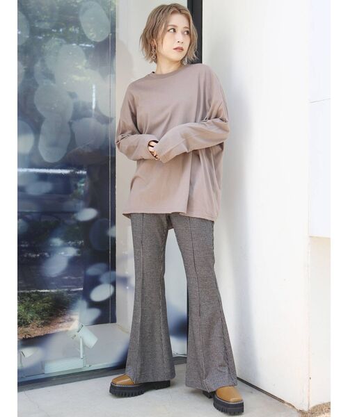 MURUA（ムルーア）の「ルーズシルエットロングスリーブTee（Tシャツ/カットソー・レディース・ホワイト/ダークグレー/モカ・FREE）」の9枚目の写真