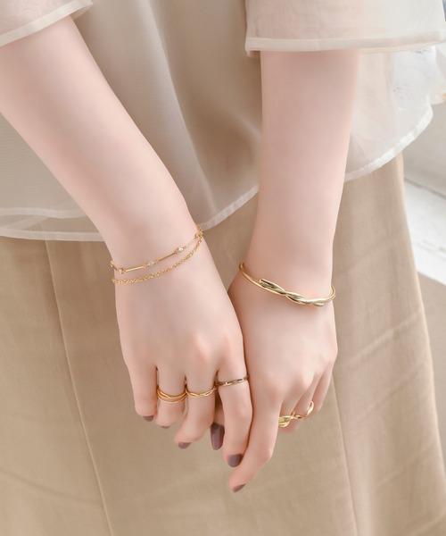 Phoebe（フィービィー）の「2ラインスキップビジューブレスレット（ブレスレット・レディース・イエローゴールド・FREE）」の2枚目の写真