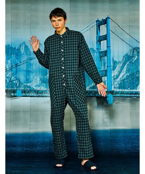 AlexanderLeeChang（アレキサンダーリーチャン）の「CHECK ALL IN ONE 21（サロペット/オーバーオール・メンズ・ブラウン/ブルー/バーガンディー・2/3）」の2枚目の写真