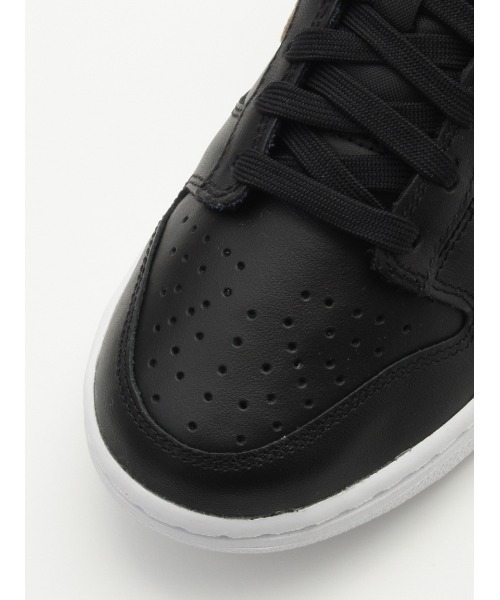 NIKE(ナイキ)の「【NIKE】W NIKE DUNK LOW SE(スニーカー・レディース・ブラック・23cm/23.5cm/24cm/24.5cm/25cm)」の4枚目の写真