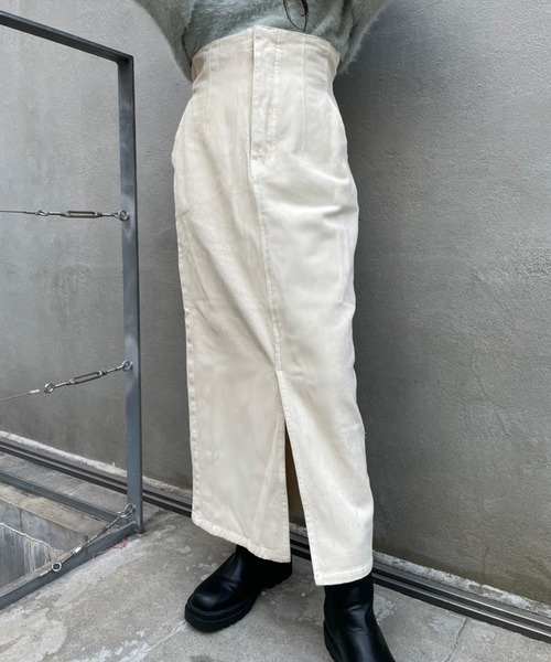 one after another NICE CLAUP(ワンアフターアナザーナイスクラップ)の「美シルエットでスタイルアップして履ける。ハイウエストタイトスカート(スカート・レディース・ブラック/アイボリー/ダークインディゴブルー/ブラウン系その他・SMALL/MEDIUM)」の22枚目の写真