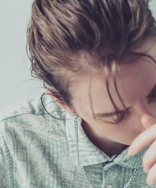 and cloud（アンドクラウド）の「Gradation Long Earring M / Single（イヤリング・レディース・シルバー/ゴールド系その他/シルバー系その他/イエローゴールド・FREE）」の18枚目の写真