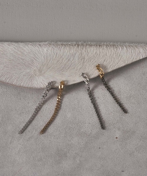 and cloud（アンドクラウド）の「Gradation Long Earring M / Single（イヤリング・レディース・シルバー/ゴールド系その他/シルバー系その他/イエローゴールド・FREE）」の2枚目の写真