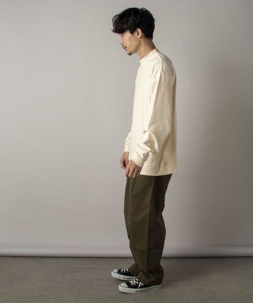 GLOSTER（グロスター）の「【GLOSTER/グロスター】ミリタリースムース モックネックカットソー（Tシャツ/カットソー・メンズ・ベージュ/チャコールグレー/アイボリー・LARGE/MEDIUM）」の7枚目の写真