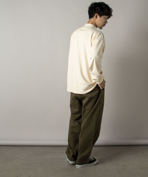 GLOSTER（グロスター）の「【GLOSTER/グロスター】ミリタリースムース モックネックカットソー（Tシャツ/カットソー・メンズ・ベージュ/チャコールグレー/アイボリー・LARGE/MEDIUM）」の8枚目の写真