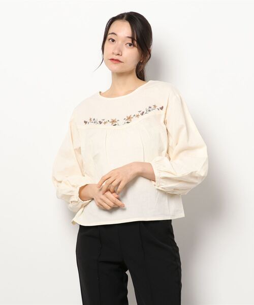 ehka sopo（エヘカソポ）の「ヨーク刺繍ブラウス（シャツ/ブラウス・レディース・オフホワイト/キナリ/ブラウン・ﾌﾘ-）」の12枚目の写真