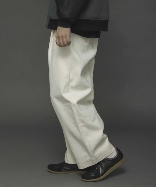 SENSE OF PLACE by URBAN RESEARCH（センスオブプレイスバイアーバンリサーチ）の「チノタックワイドパンツ（チノパンツ・メンズ・ベージュ/ブラウン/アイボリー・MEDIUM/LARGE）」の10枚目の写真