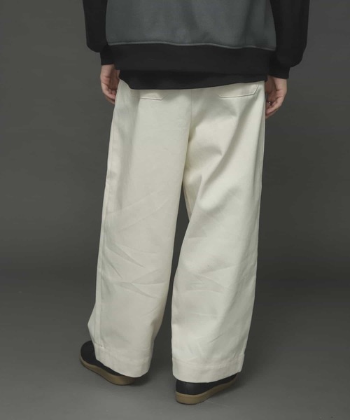 SENSE OF PLACE by URBAN RESEARCH（センスオブプレイスバイアーバンリサーチ）の「チノタックワイドパンツ（チノパンツ・メンズ・ベージュ/ブラウン/アイボリー・MEDIUM/LARGE）」の11枚目の写真