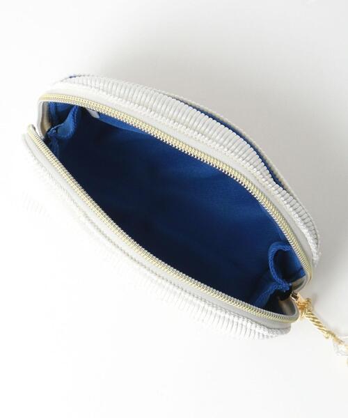THE STATION STORE（ザ ステーション ストア）の「＜cache cache（カシュカシュ）＞刺繍コーデュロイ タッセルポーチ（ポーチ・レディース・オフホワイト/マスタード/コバルトブルー・FREE）」の10枚目の写真