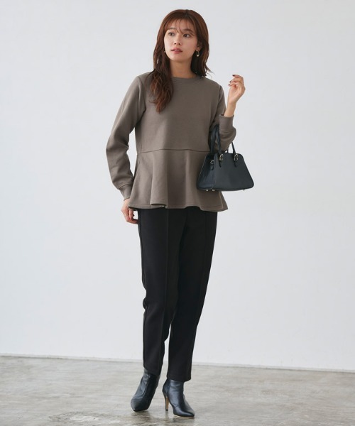 Pierrot（ピエロ）の「裏起毛フレアデザインプルオーバー（スウェット・レディース・ブラック/オフホワイト/モカ/ラベンダー/ネイビー/チャコール・M/L）」の22枚目の写真