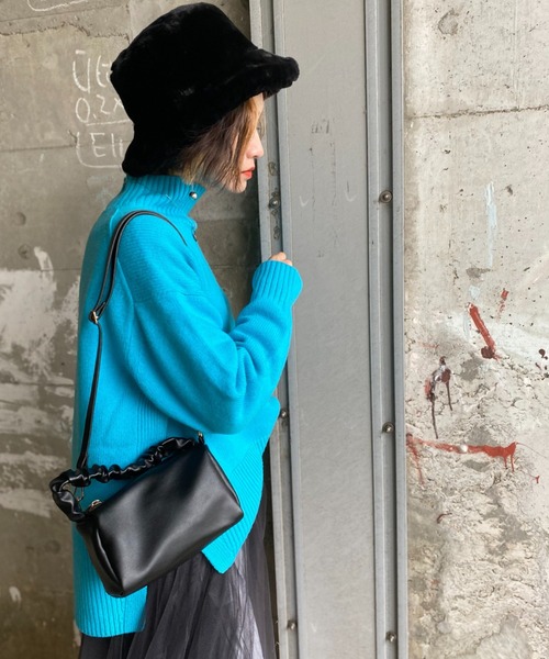 deux amour（ドゥーザムール）の「フリルハンドルミニボストンバッグ（ハンドバッグ・レディース・グリーン/ブラック/ブラウン・FREE）」の8枚目の写真