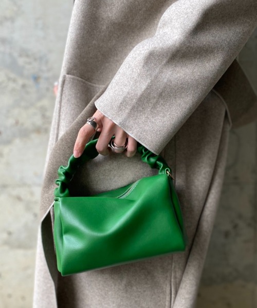 deux amour（ドゥーザムール）の「フリルハンドルミニボストンバッグ（ハンドバッグ・レディース・グリーン/ブラック/ブラウン・FREE）」の17枚目の写真