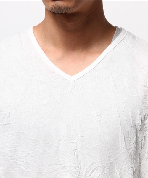 HAMNETT（ハムネット）の「【HAMNETT】 ワッシャ―T / VネックTシャツ（Tシャツ/カットソー・メンズ・ホワイト/ネイビー/レッド・L/M/S）」の4枚目の写真