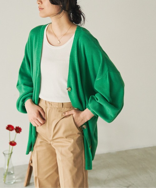 ANGIE(アンジー)の「Vネックオーバーサイズカラーカーディガン(カーディガン/ボレロ・レディース・グリーン/イエロー/オフホワイト/ブラック・FREE)」の3枚目の写真
