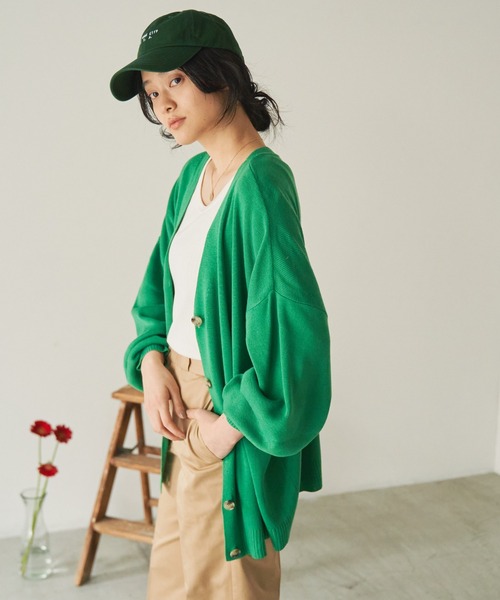 ANGIE(アンジー)の「Vネックオーバーサイズカラーカーディガン(カーディガン/ボレロ・レディース・グリーン/イエロー/オフホワイト/ブラック・FREE)」の10枚目の写真