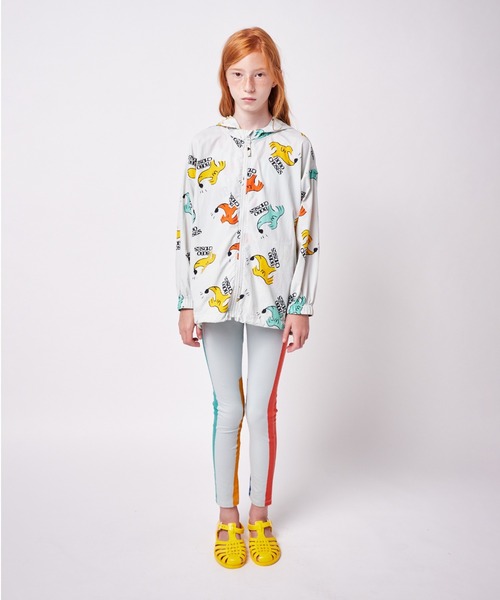 BOBO CHOSES(ボボショーズ)の「Sniffy Dog all over rain jacket(レインコート/ポンチョ・キッズ・ライトグレー系・2-3Y/4-5Y/6-7y/8-9y)」の5枚目の写真