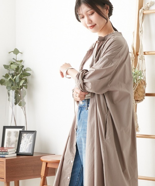 OMNES(オムネス)の「ポプリンソフトフィニッシュ バックギャザーワンピース(ワンピース・レディース・イエロー/グレイッシュベージュ/ホワイト・FREE)」の19枚目の写真