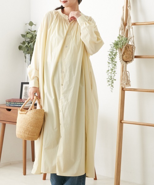 OMNES(オムネス)の「ポプリンソフトフィニッシュ バックギャザーワンピース(ワンピース・レディース・イエロー/グレイッシュベージュ/ホワイト・FREE)」の14枚目の写真