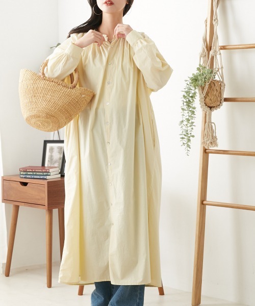 OMNES(オムネス)の「ポプリンソフトフィニッシュ バックギャザーワンピース(ワンピース・レディース・イエロー/グレイッシュベージュ/ホワイト・FREE)」の10枚目の写真