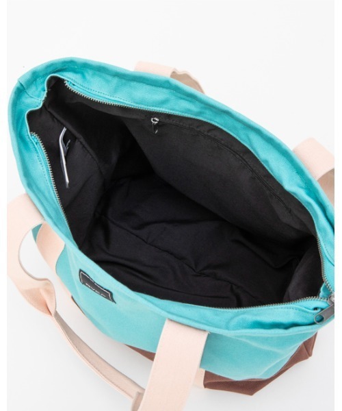 RVCA(ルーカ)の「RVCA レディース CARRY ALL TOTE バッグ【2022年春夏モデル】/ルーカトートバッグ(トートバッグ・レディース・マルチ/ホワイト×ネイビー・FREE)」の17枚目の写真