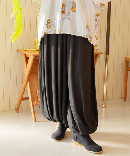 チャイハネ（チャイハネ）の「【チャイハネ】ミケラドレープパンツ（その他パンツ・レディース・パープル/ライトグレー/ブラック/グリーン/ベージュ/オレンジ/ブルー・FREE）」の14枚目の写真