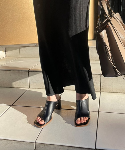 un dix cors（アンディコール）の「洗練された足元　ストレッチミュール（サンダル・レディース・ブラック/ベージュ・23/24/24.5）」の18枚目の写真