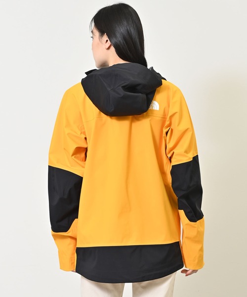 THE NORTH FACE(ザノースフェイス)の「THE NORTH FACE(ザ・ノース・フェイス) 配色 ウィンドブレーカー(ナイロンジャケット・レディース・イエロー・M/L/XL/S)」の11枚目の写真
