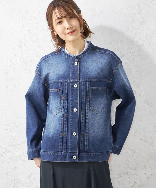 Petit Honfleur（プチオンフルール）の「ノーカラーデニムジャケット（デニムジャケット・レディース・ブルー・9号/11号）」の13枚目の写真