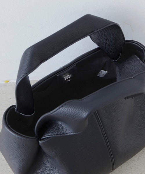 EFOLE（エフォル）の「【EFOLE】 タックハンドル トートバッグ（トートバッグ・レディース・ホワイト/ブラック・FREE）」の8枚目の写真