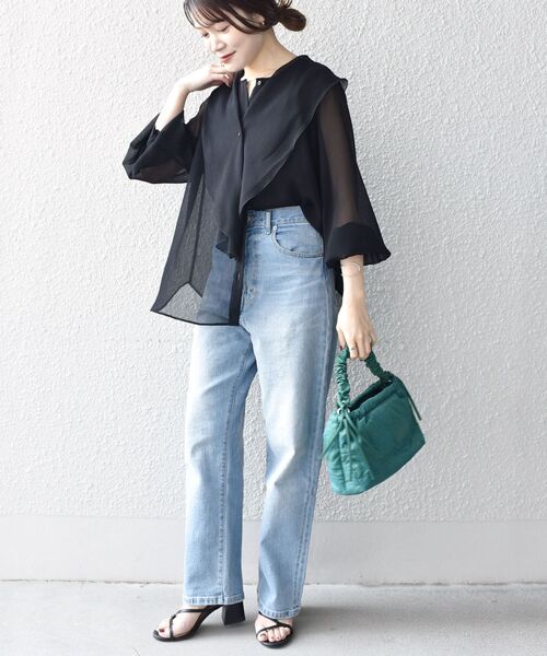 SHIPS（シップス）の「〈手洗い可能〉 ドット / ソリッド 2WAY タイ ブラウス（シャツ/ブラウス・レディース・ブラック/ベージュ/ダークグレー/ベージュ系その他・ONE SIZE）」の16枚目の写真