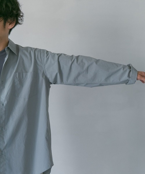 URBAN RESEARCH DOORS（アーバンリサーチドアーズ）の「フェードカラーボックスレギュラーシャツ（シャツ/ブラウス・メンズ・カーキ/ブラック/ホワイト/ブラウン/ブルー・42/38/40）」の7枚目の写真