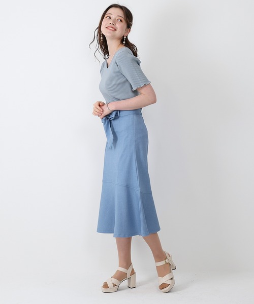 ASTORIA ODIER(アストリアオディール)の「デニム風ペプラムマーメイドスカート(スカート・レディース・ネイビー/サックスブルー・SMALL/MEDIUM)」の7枚目の写真