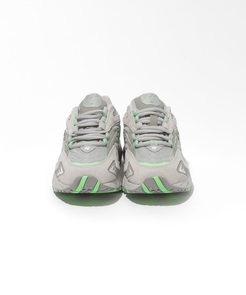 NEW BALANCE(ニューバランス)の「【New Balance(ニューバランス)】ML725【WEB・大型店限定】(スニーカー・メンズ・グレー・26/27/28)」の2枚目の写真