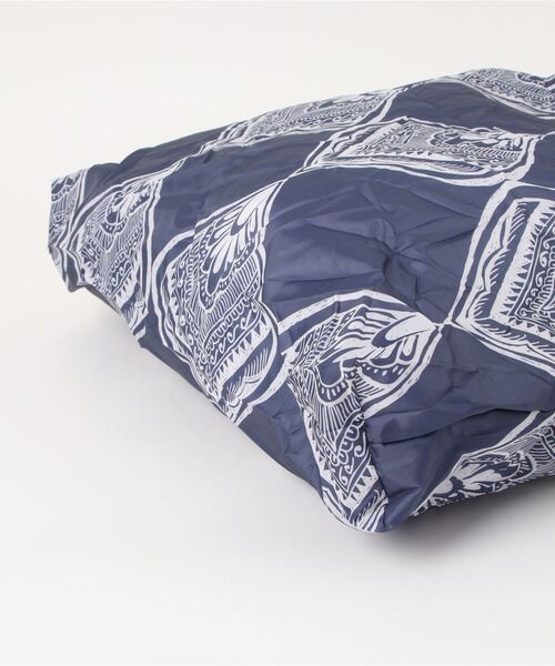 ChicoBag(チコバッグ)の「《CHICOBAG》VITA PRINTS チコバッグ カラビナ付きコンパクトエコバッグ 洗濯可能【it】【UT16】(エコバッグ/サブバッグ・レディース・その他2/その他5/その他9/その他10/その他7/その他1/その他3/その他8/その他4/その他6・FREE)」の13枚目の写真