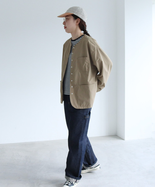 PAR ICI（パーリッシィ）の「リサイクルナイロン ノーカラージャケット (セットアップ対応)（ノーカラージャケット・レディース・ベージュ/ネイビー・FREE）」の10枚目の写真