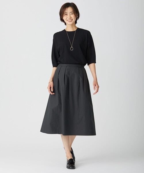 J.PRESS(ジェイプレス)の「【洗える】 レーヨンエリートストレッチ パフスリーブ ニット(ニット/セーター・レディース・ダークグリーン系/ダルブルー系/パープル系/ブラック系・MEDIUM/LARGE)」の5枚目の写真