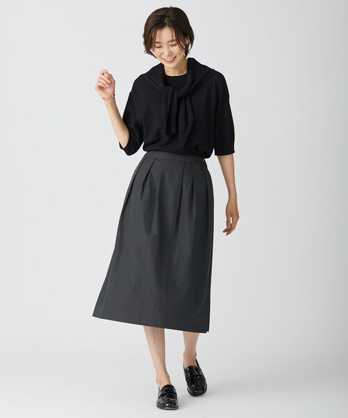 J.PRESS(ジェイプレス)の「【洗える】 レーヨンエリートストレッチ パフスリーブ ニット(ニット/セーター・レディース・ダークグリーン系/ダルブルー系/パープル系/ブラック系・MEDIUM/LARGE)」の6枚目の写真