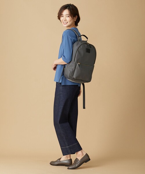 J.PRESS(ジェイプレス)の「【洗える】 レーヨンエリートストレッチ パフスリーブ ニット(ニット/セーター・レディース・ダークグリーン系/ダルブルー系/パープル系/ブラック系・MEDIUM/LARGE)」の8枚目の写真