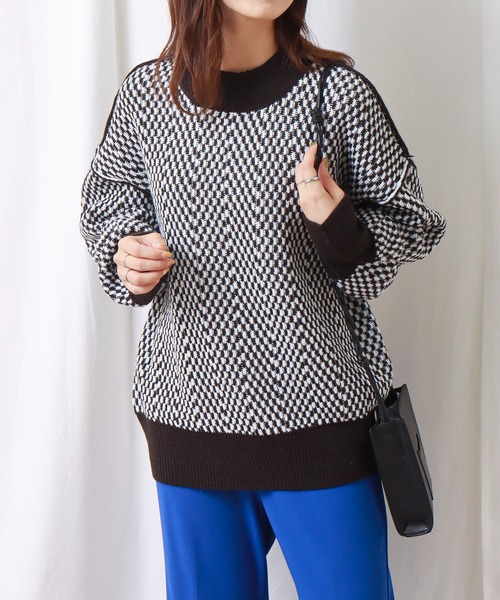 libelle more（リベル モア）の「ジャガード柄ハイネックオーバーニット（ニット/セーター・レディース・ブラック/イエロー/オレンジ/アイボリー・M/L）」の3枚目の写真