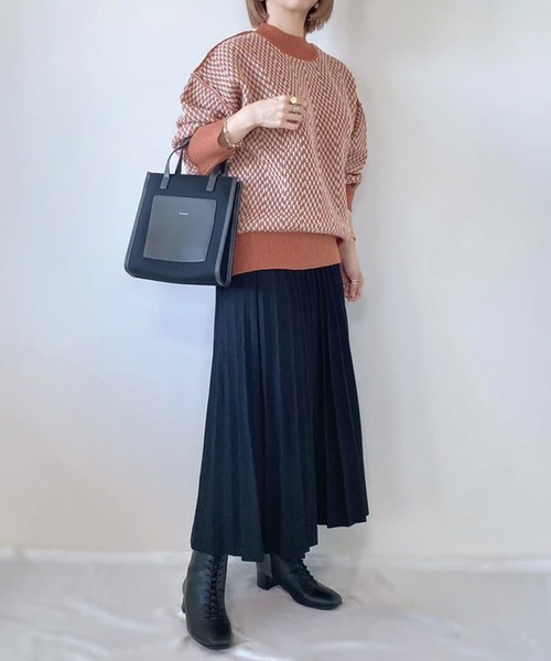 libelle more（リベル モア）の「ジャガード柄ハイネックオーバーニット（ニット/セーター・レディース・ブラック/イエロー/オレンジ/アイボリー・M/L）」の11枚目の写真