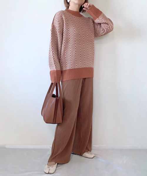 libelle more（リベル モア）の「ジャガード柄ハイネックオーバーニット（ニット/セーター・レディース・ブラック/イエロー/オレンジ/アイボリー・M/L）」の7枚目の写真