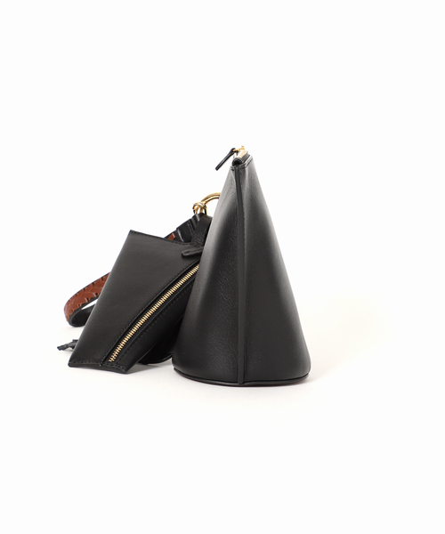 AMBOISE(アンボワーズ)の「≪追加≫【ATELIER AMBOISE】 3セットバッグ2◆(ハンドバッグ・レディース・キャメル/ブラック・FREE)」の6枚目の写真