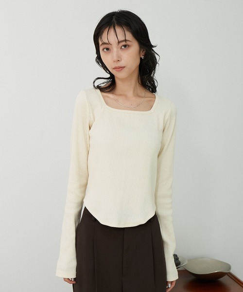 VACANCY(ヴァカンシー)の「スクエアリブトップス(Tシャツ/カットソー・レディース・ホワイト/ブラック/パープル・FREE)」の11枚目の写真
