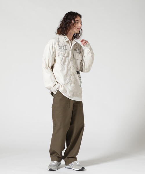 AVIREX（アヴィレックス）の「UTILITY SHIRT TOMCATTER / ユーティリティ シャツ トムキャッター / AVIREX / アヴィレックス（シャツ/ブラウス・メンズ・アイボリー/オリーブ系/オリーブ系3/キナリ・M/L/2XL/XL）」の3枚目の写真