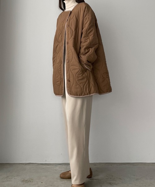 Louere（ルエレ）の「配色パイピングキルティングコート（ダウンジャケット/コート・レディース・ブラック/アイボリー/ブラウン・SMALL/MEDIUM/LARGE）」の19枚目の写真