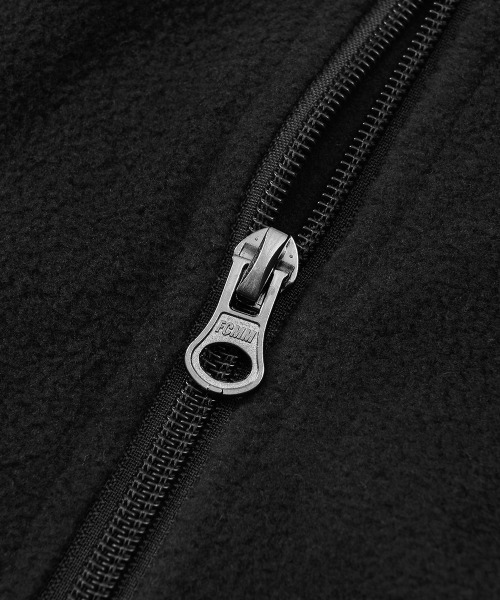 FCMM（エフシーエムエム）の「CLUB STANDARD FLLECE ZIP-UP JACKET/クラブスタンダードフリースジップアップジャケット（その他アウター・メンズ・ベージュ/ネイビー/ライトグレー/ブラック/アイボリー・MEDIUM/LARGE）」の12枚目の写真