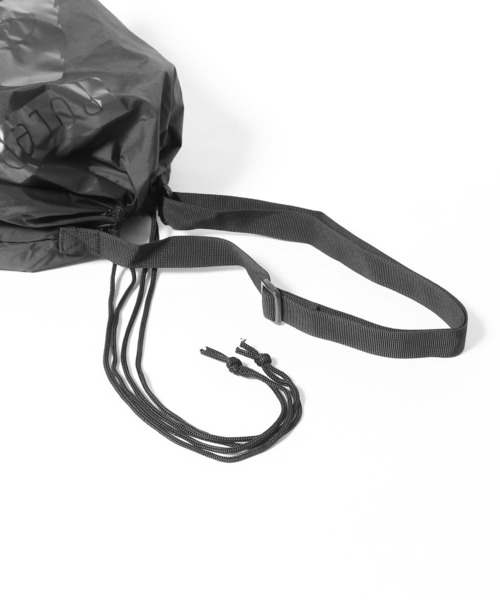 POLeR(ポーラー)の「POLeR/ポーラー SHOULDER ECO BAG ショルダーバック パッカブル(エコバッグ/サブバッグ・メンズ・ブルー/ブラック/パープル/ホワイト/ライトグリーン・ONE SIZE)」の6枚目の写真