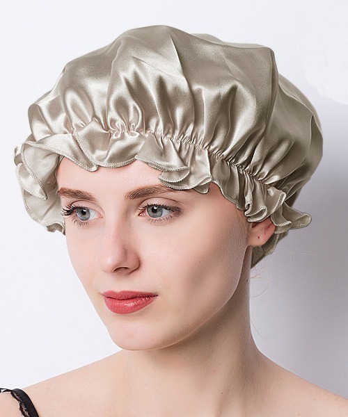 Coo+i（クーイ）の「シルクナイトキャップ（その他ルームウェア・レディース・ブラック/ネイビー/ラベンダー/ブルー/イエロー/パープル/ゴールド/ベージュ/ブラウン/ピンク/ホワイト・M/L）」の4枚目の写真