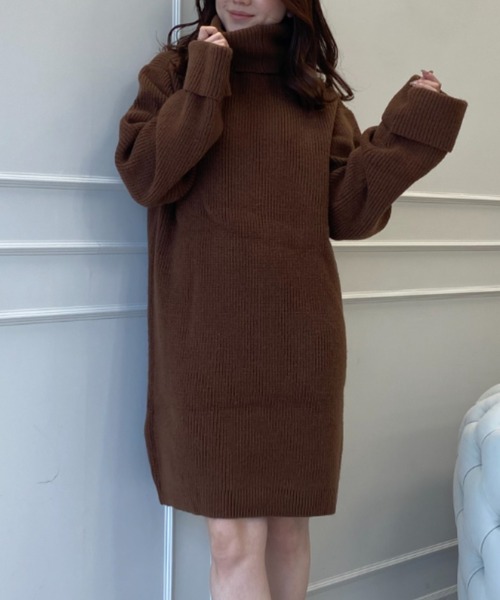 EIMY ISTOIRE(エイミーイストワール)の「オフロールルーズニットミニワンピース(ワンピース・レディース・ブラック/ライトイエロー/ホワイト/ブラウン/ピンク/ミント・FREE)」の4枚目の写真